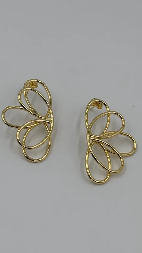 The_Infinity_Bloom_Studs