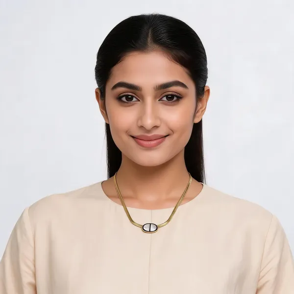 The_Nacre_Navire_Herringbone_Necklace