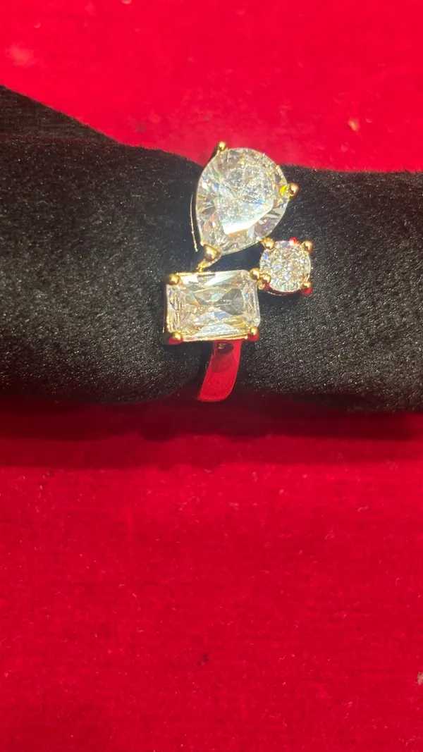 The_Asymmetric_Triad_Cocktail_Ring