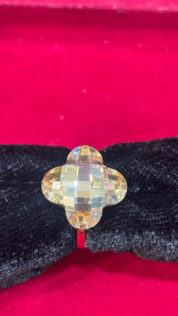 The_Honey_Citrine_Clover_Cocktail_Ring