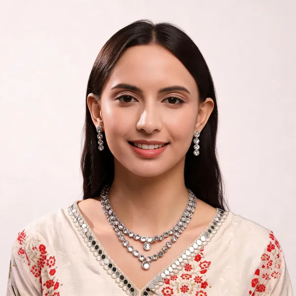 White_Alloy_Jewellery_Set_For_Women
