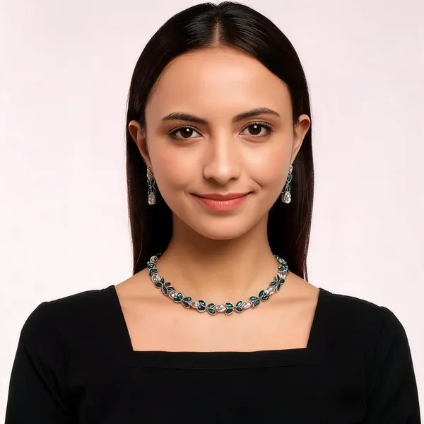 Green_&_White_Alloy_Jewellery_Set_For_Women