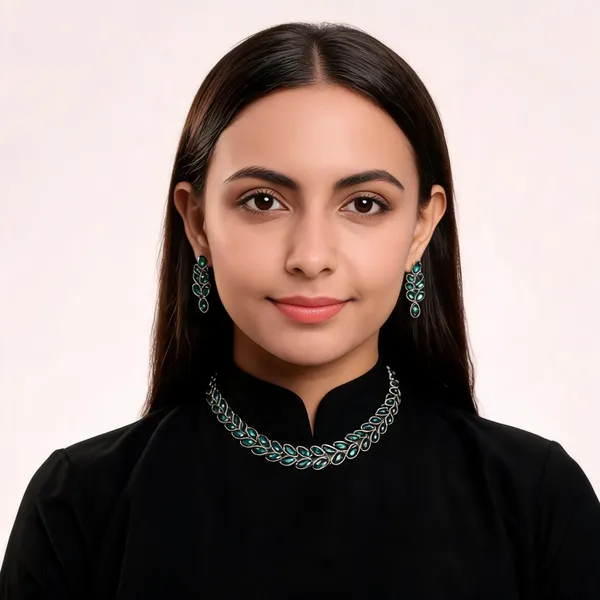 Green_Alloy_Jewellery_Set_For_Women