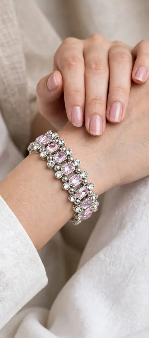 Elegant_Pink_Crystal_Bracelet_for_Women