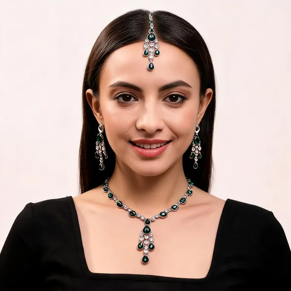 Green_Alloy_Jewellery_Set_For_Women