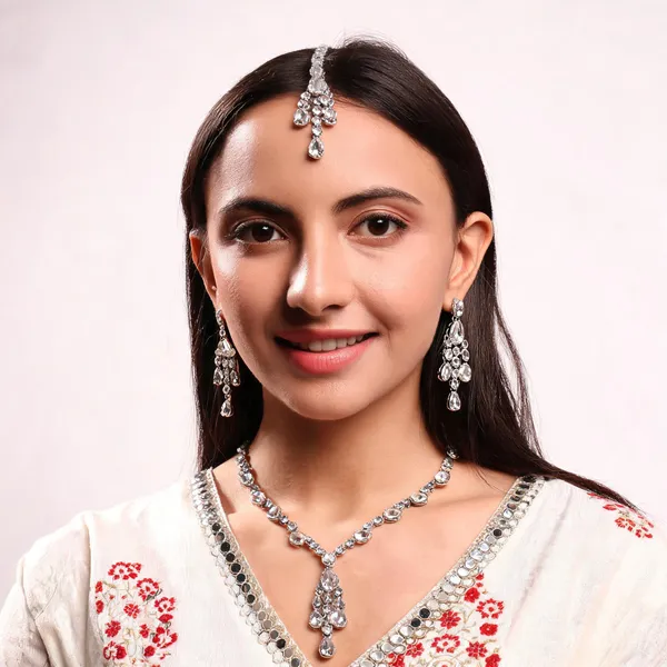 White_&_Silver_Alloy_Jewellery_Set_For_Women