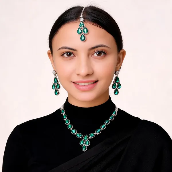 Green_Alloy_Jewellery_Set_For_Women