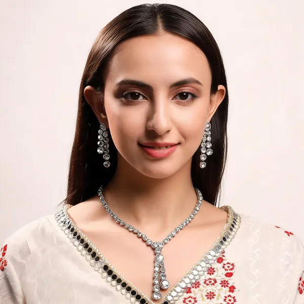 White_Alloy_Jewellery_Set_For_Women