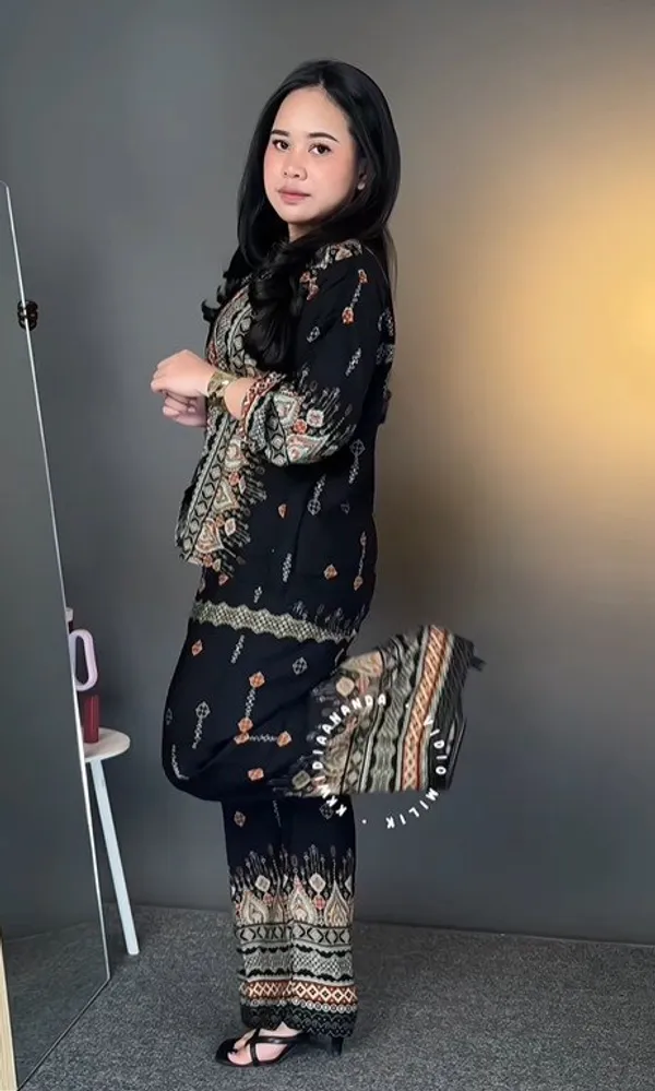Black_Rayon_Co_Ord_Set_For_Women