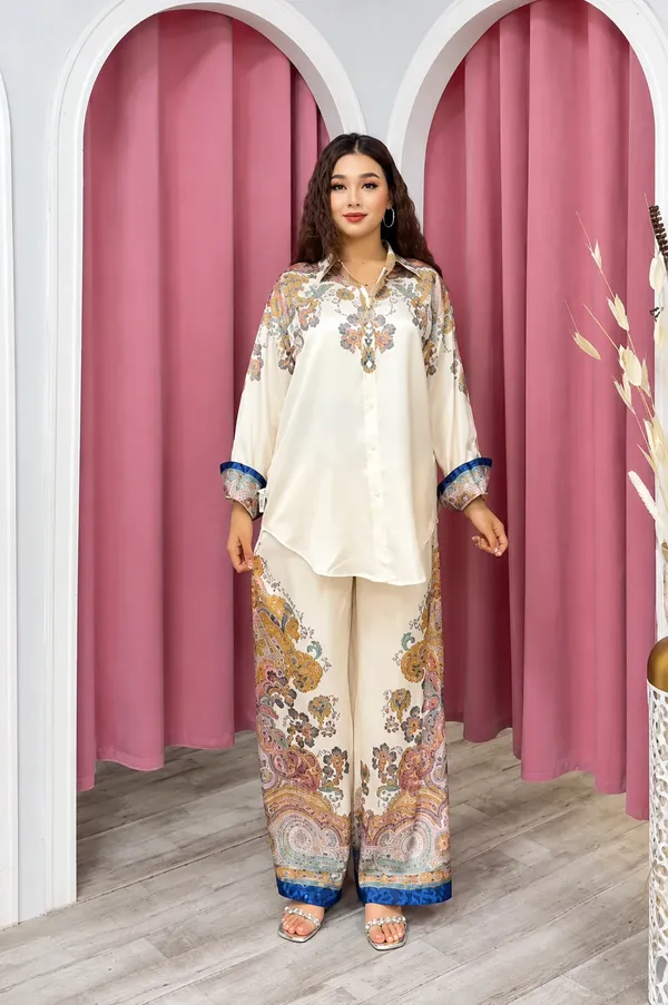 Off_White_Satin_Printed_Relaxed_Fit_Co_Ord_Set_For_Women