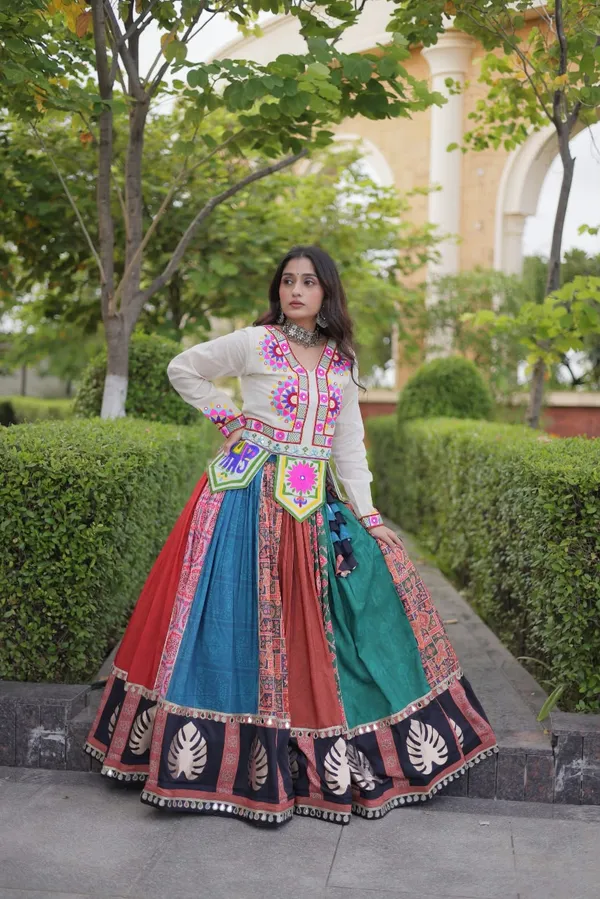 Multicolour_Ethnic_Flared_Anarkali_Dress_For_Women
