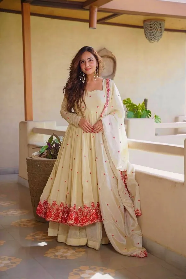 Cream_Anarkali_Suit_Set_for_Women