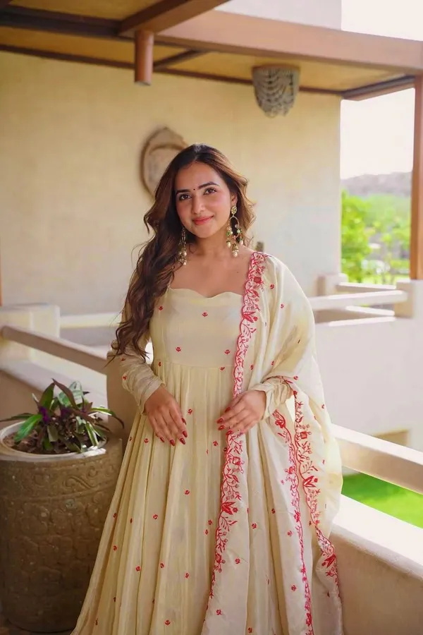 Cream_Anarkali_Suit_Set_for_Women