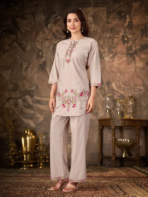 Meher_Embroidered_Co-Ord_Set_–_Premium_Kurta_&_Straight_Pant_Set