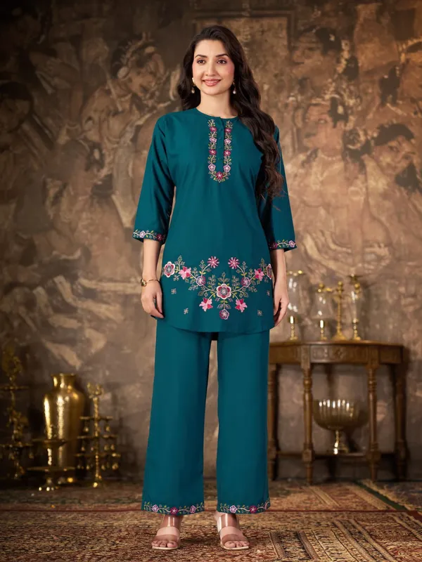 Meher_Embroidered_Co-Ord_Set_–_Premium_Kurta_&_Straight_Pant_Set