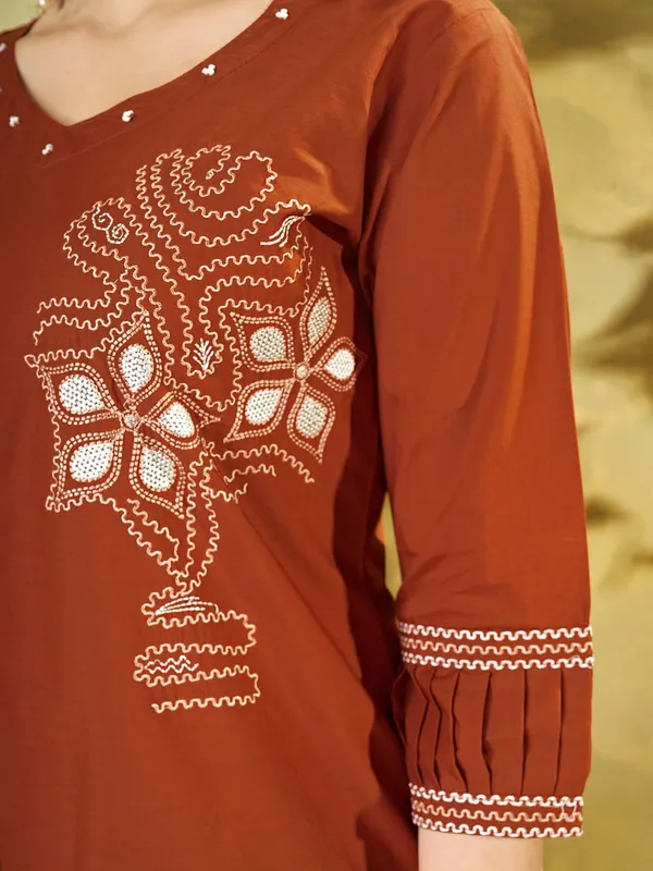 Mishudi_Premium_Floral_Embroidered_Co-Ord_Set
