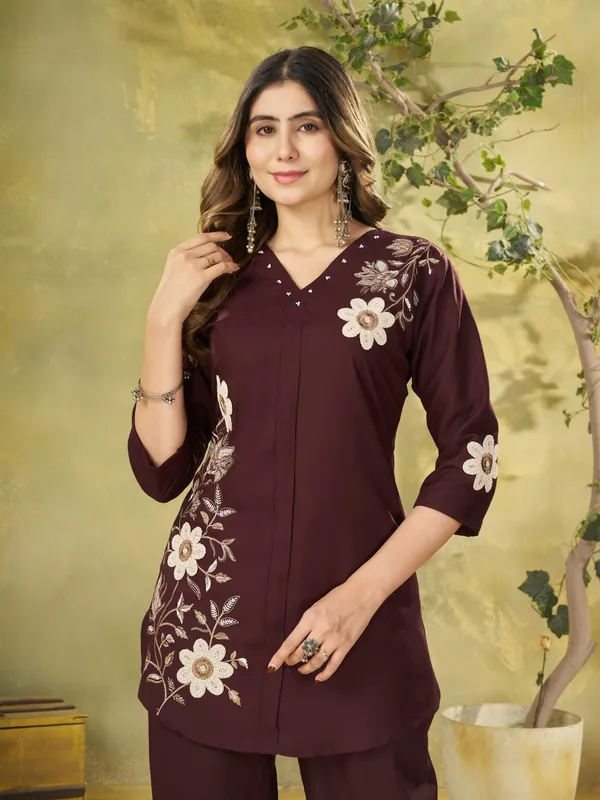 Mishudi_Premium_Floral_Embroidered_Co-Ord_Set