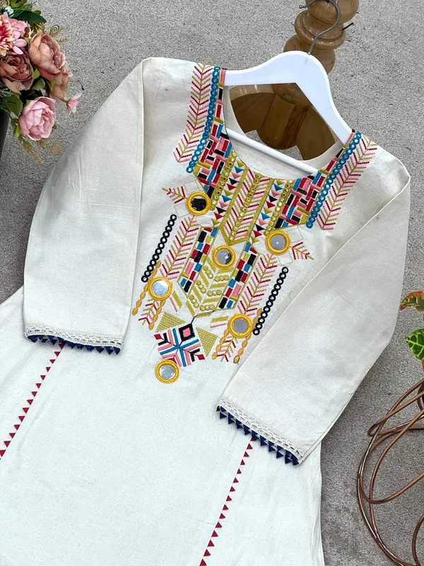 Noor_Multicolor_Embroidered_Designer_Kurta