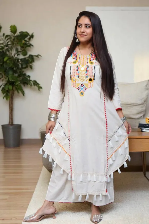 Noor_Multicolor_Embroidered_Designer_Kurta