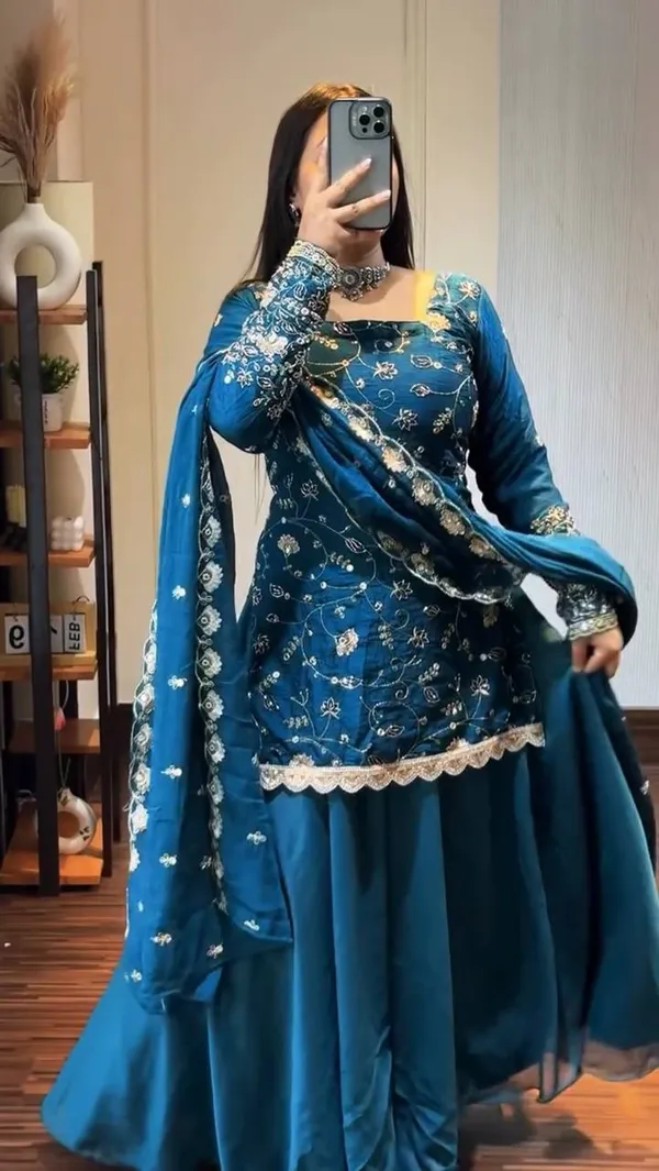Blue_Embellished_Anarkali_Suit_Set_For_Women