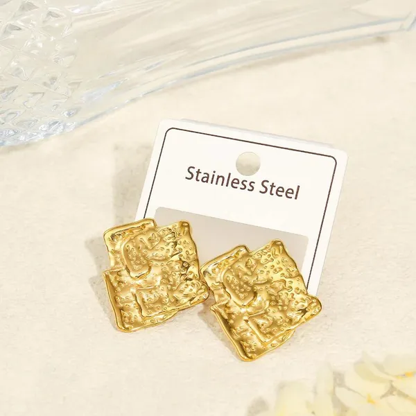 Golden_Sculpted_Terrain_Studs_Default_Title