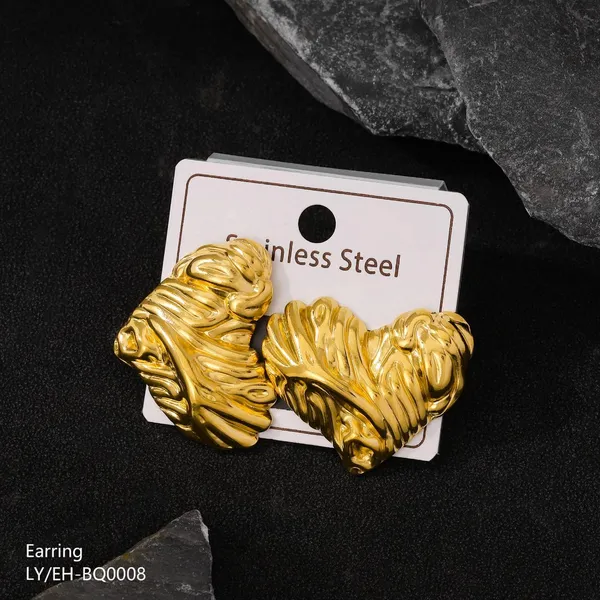 Golden_Sculpted_Heart_Studs_Default_Title