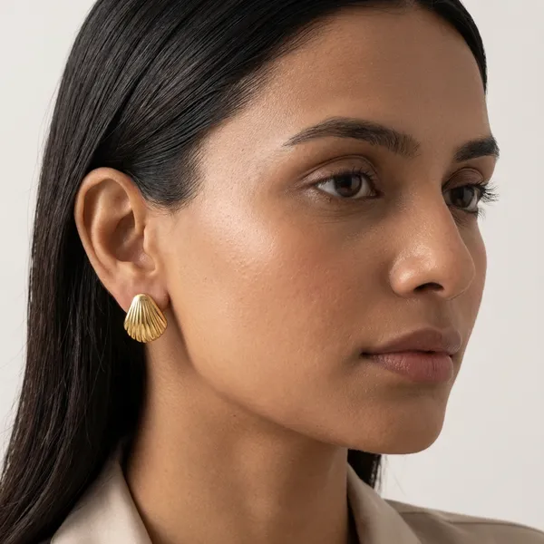 Golden_Shell_Fluted_Stud_Earrings_Default_Title