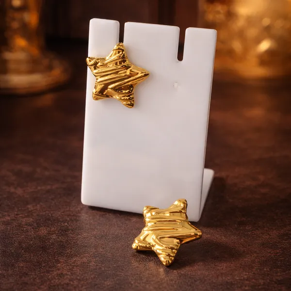 Sculpted_Star_Gold_Stud_Earrings_Default_Title