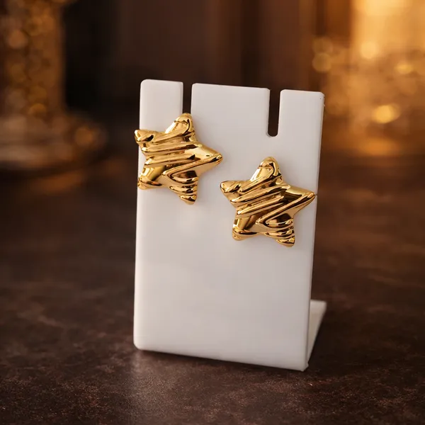 Sculpted_Star_Gold_Stud_Earrings_Default_Title