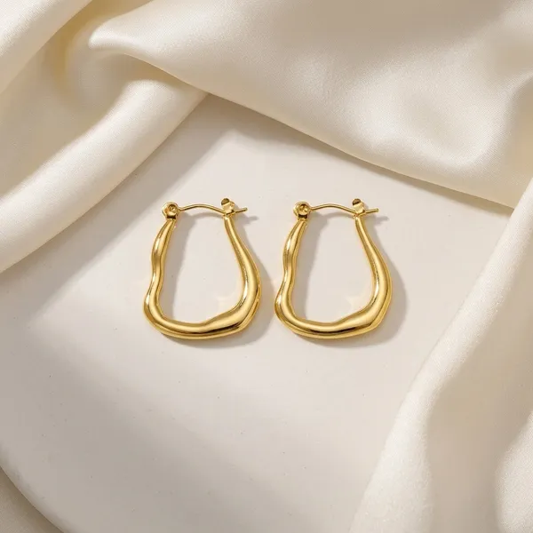 Modern_Curve_Square_Hoop_Earrings_Default_Title