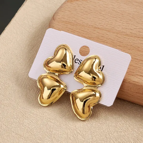 Twin_Amour_Gold_Heart_Stud_Earrings_Default_Title