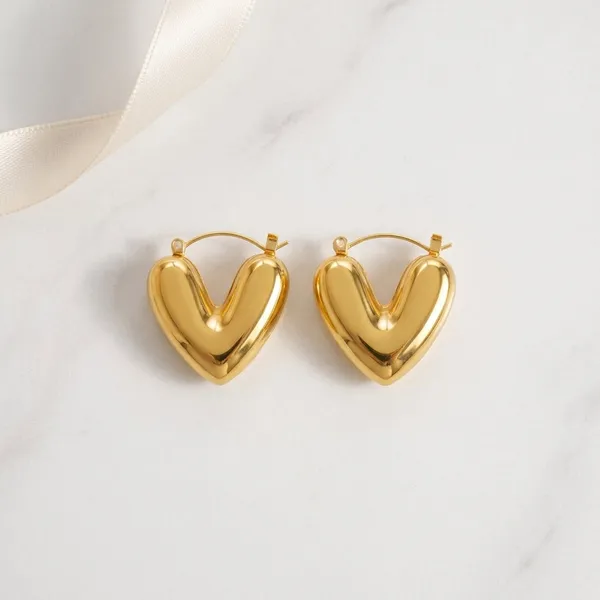 Gold_Heart_Hoop_Earrings_Default_Title