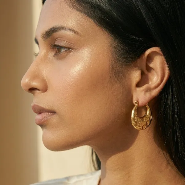 Aurora_Pebble_Gold_Hoop_Earrings_Default_Title