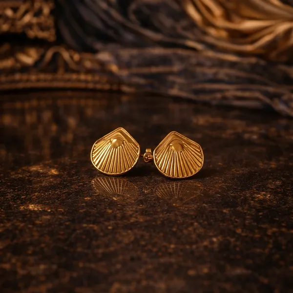 Aurelia_Shell_Stud_Earrings_Default_Title