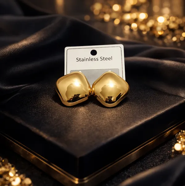 Luxe_Cushion_Gold_Stud_Earrings_Default_Title