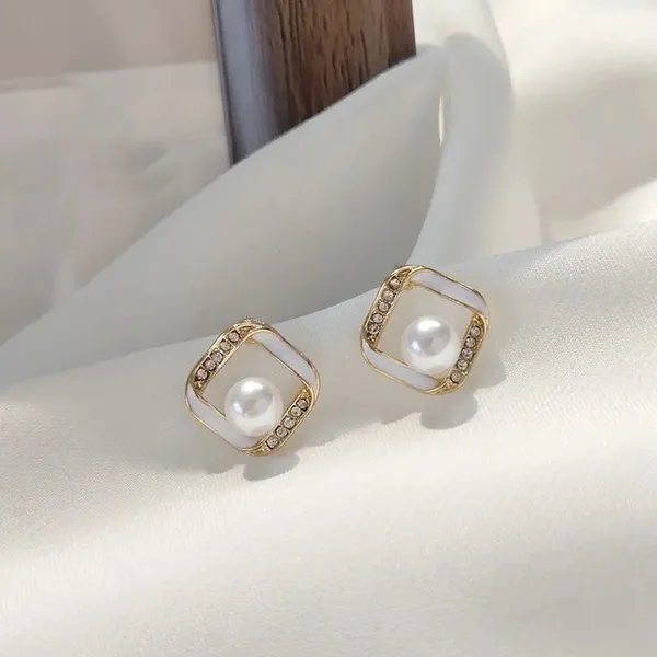 Seoulgrace_Pearl_Frame_Earrings_Default_Title