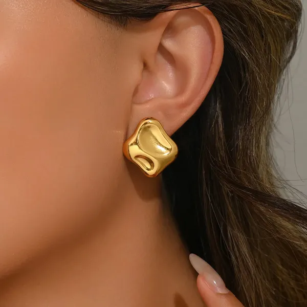 Molten_Gold_Sculpt_Studs_Default_Title
