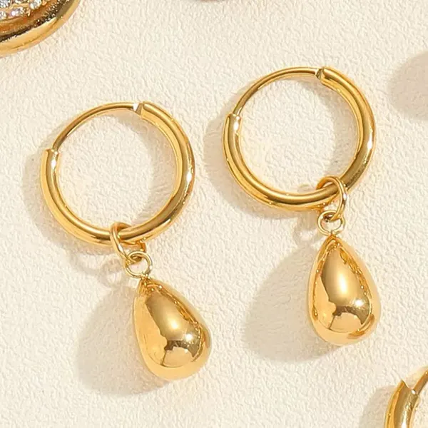 Aurelia_Droplet_Luxe_Hoops_Default_Title
