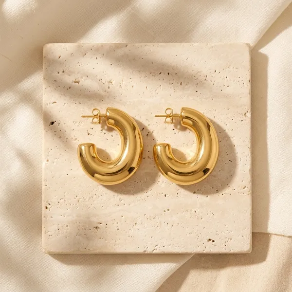 Aurelia_Curve_Luxe_Studs_Default_Title