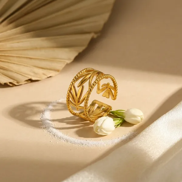 Elowen_Leaf_Gold_Ring_Default_Title