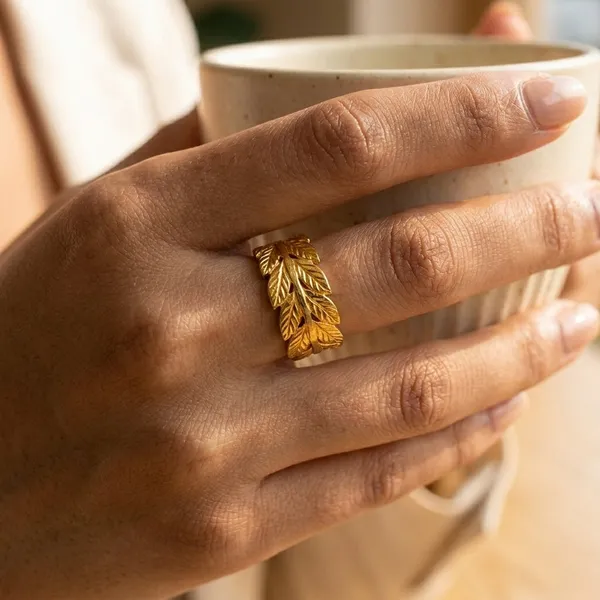 Laurele_Gold_Ring_Default_Title