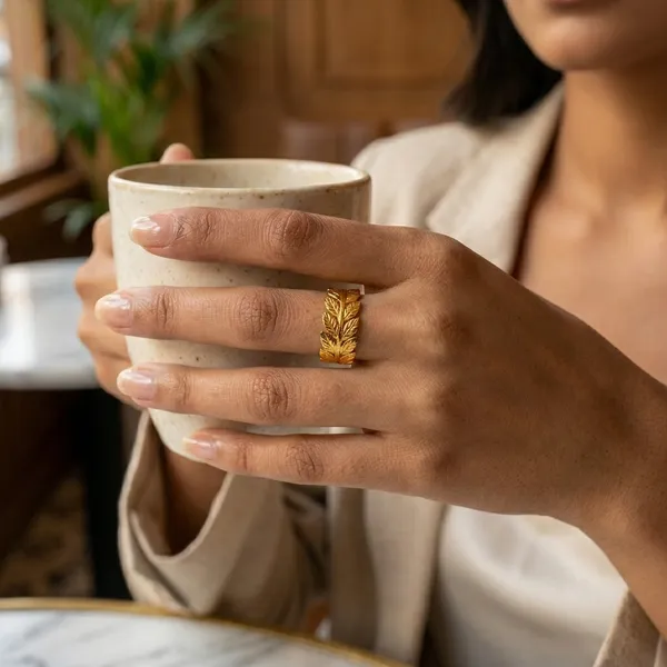 Laurele_Gold_Ring_Default_Title