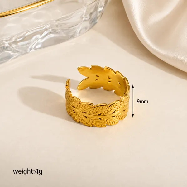 Laurele_Gold_Ring_Default_Title