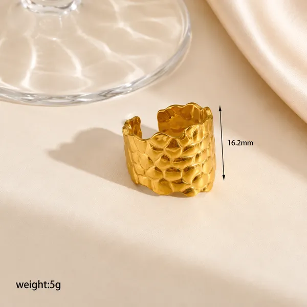 Aurene_Textured_Gold_Ring_Default_Title