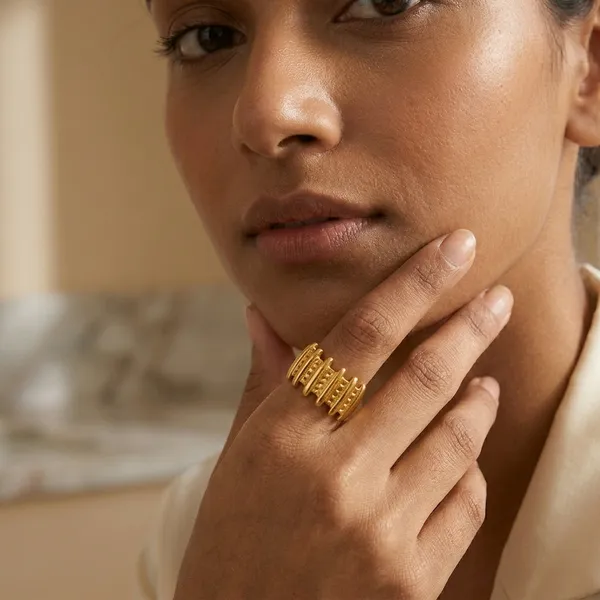 Veltrise_Gold_Ring_Default_Title