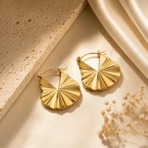 Solviera_Gold_Hoops_Earrings_Default_Title