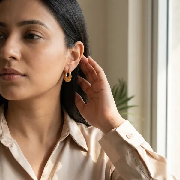 Aurielle_Textured_Gold_Hoops_Default_Title