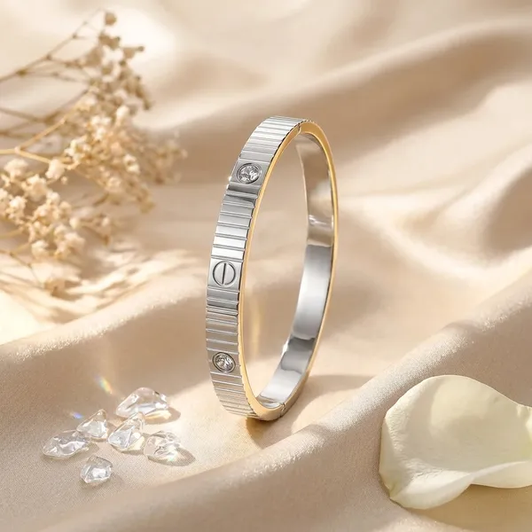 Sterling_Heritage_Screw_Bracelet_Default_Title