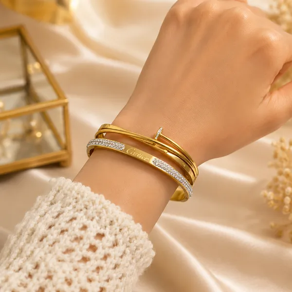 Radiant_Crystal_Nail_Bracelet_Default_Title