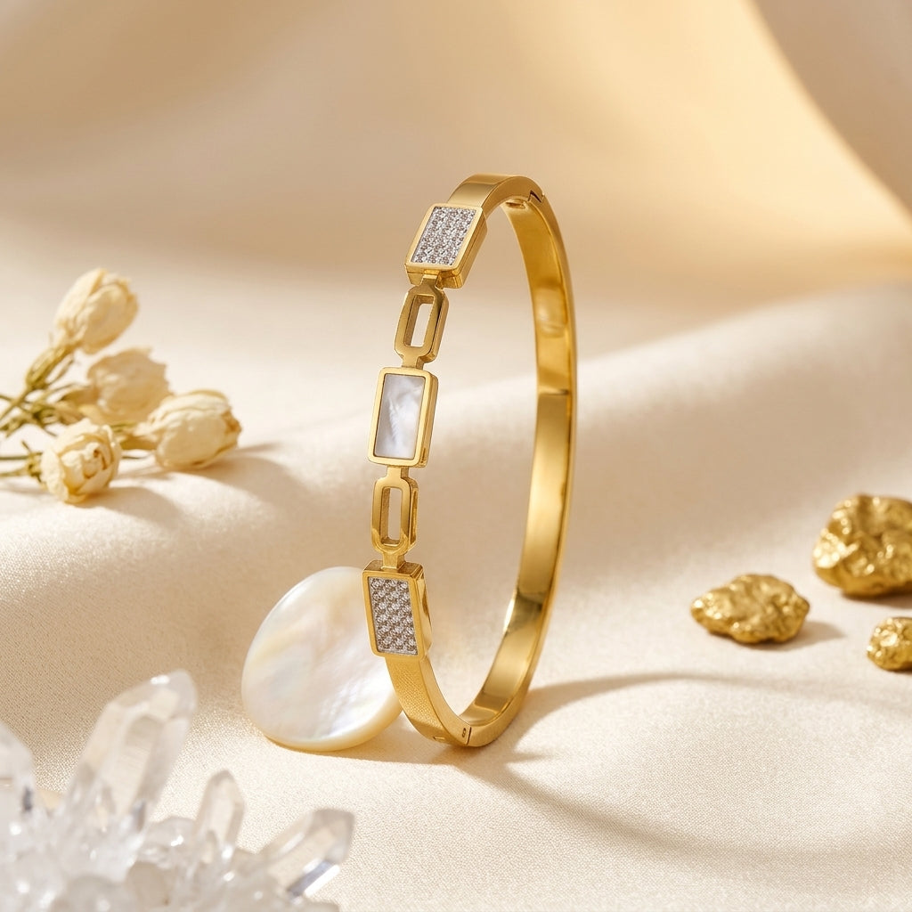 Celestique_Pearl_Gold_Bracelet_Default_Title